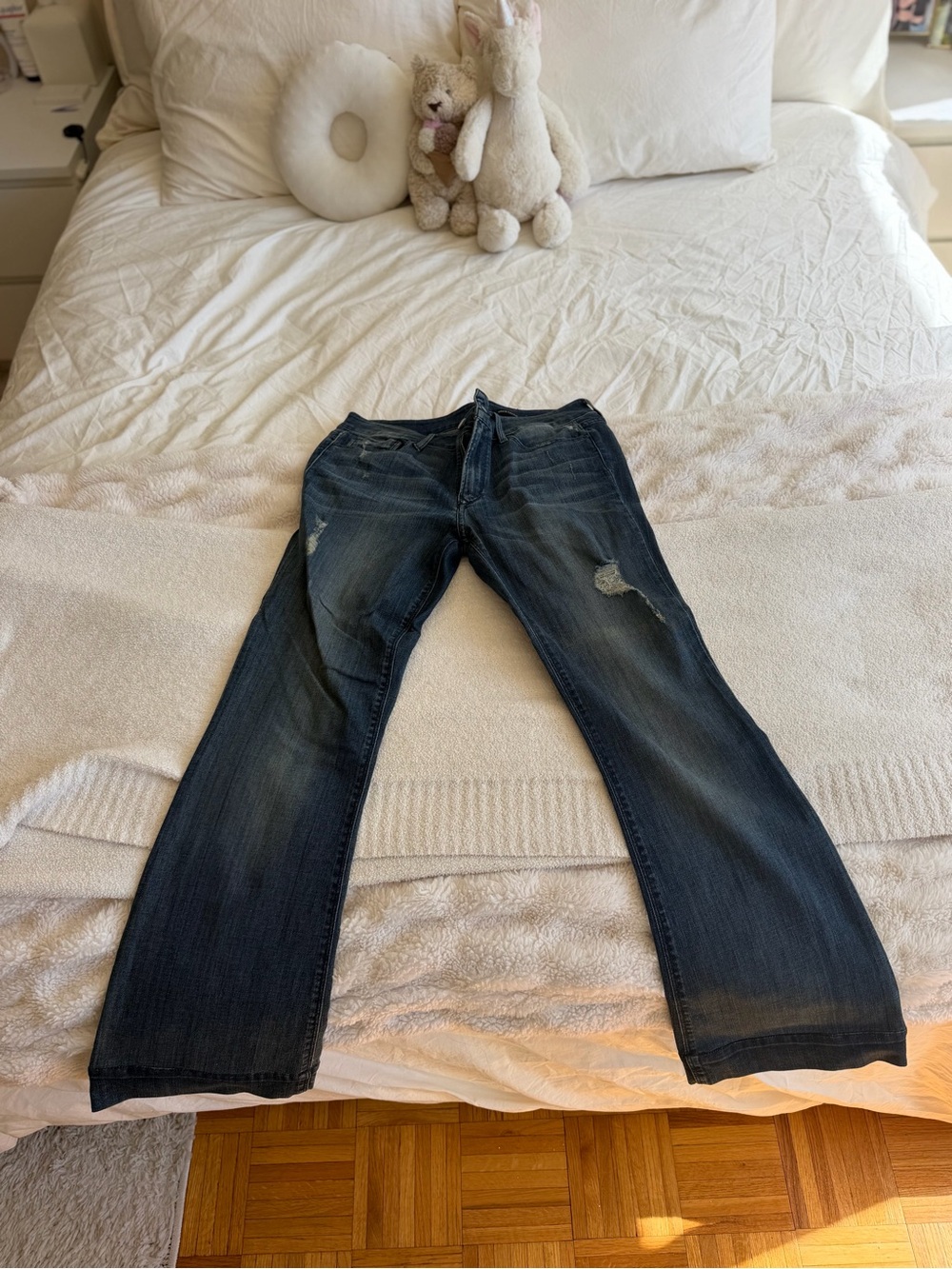 Dark Blue Distressed Jeans